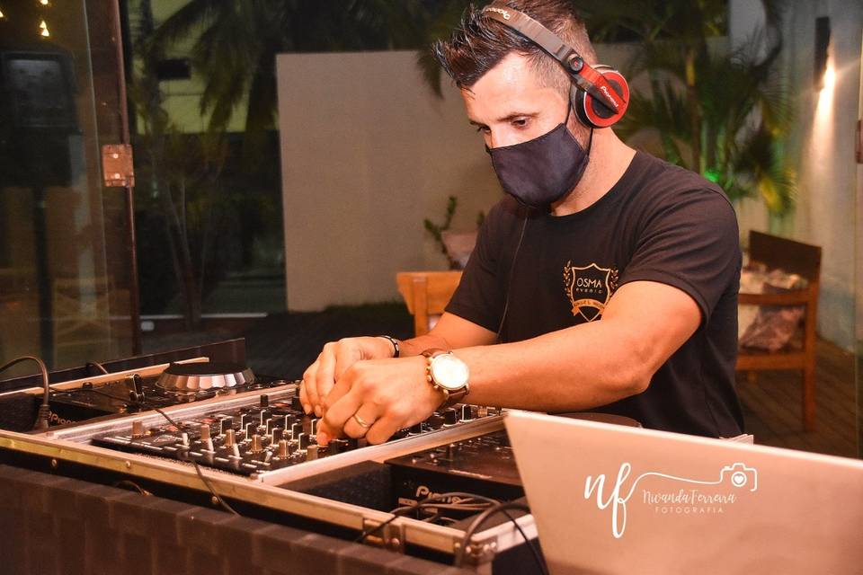 DJ a alma da sua festa
