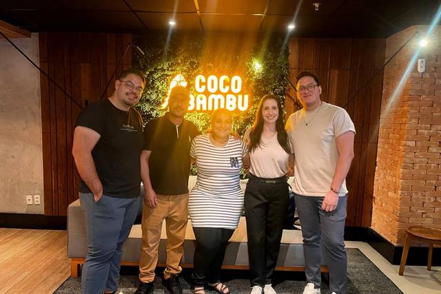 Time exclusivo CocoBambu