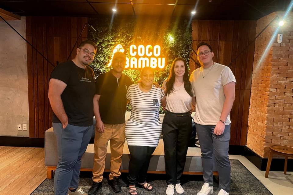 Time exclusivo CocoBambu