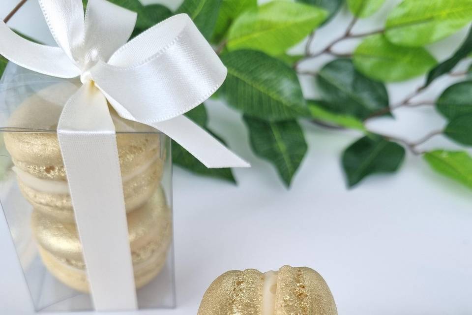 Macarons dourado