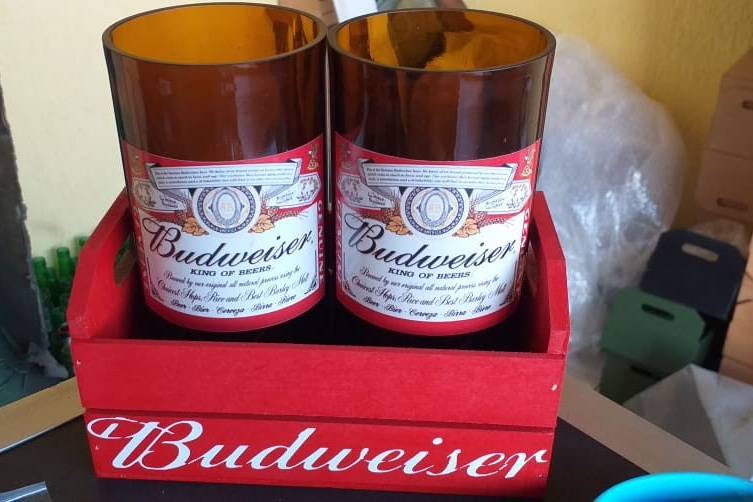 Engradado Budweiser