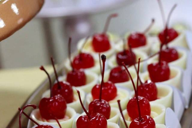 Trufete de ninho com cereja