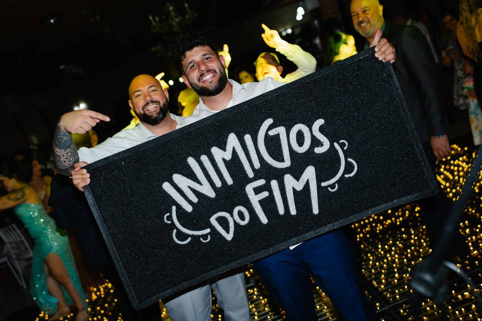 Divulgando a banda!