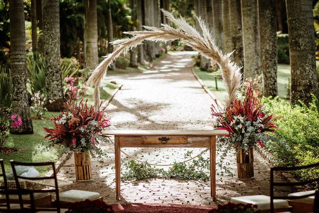 Altar casamento ao ar livre