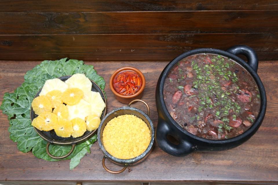 Feijoada tradicional