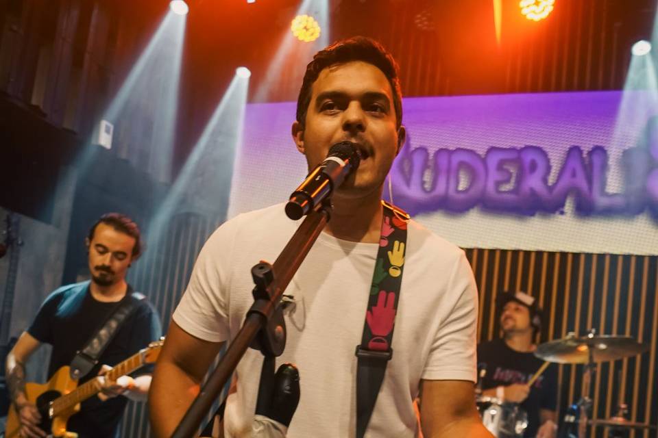 Fernando Mocelin (Vocalista)