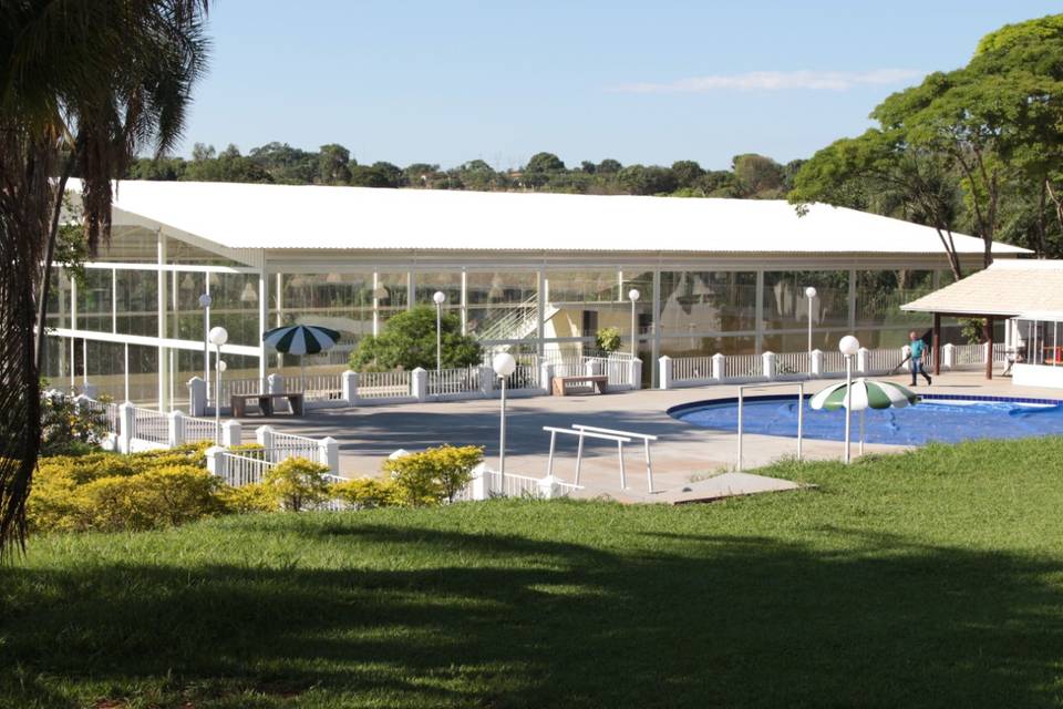 Area com piscina