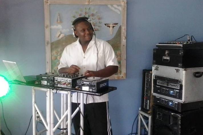 DJ profissional