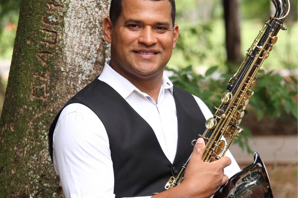 Mesaque saxofonista