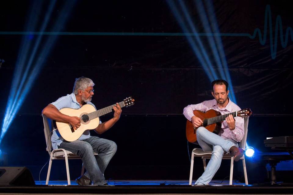 Zé Barbeiro & Dinho Nogueira