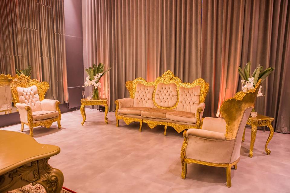 Lounge Foyer