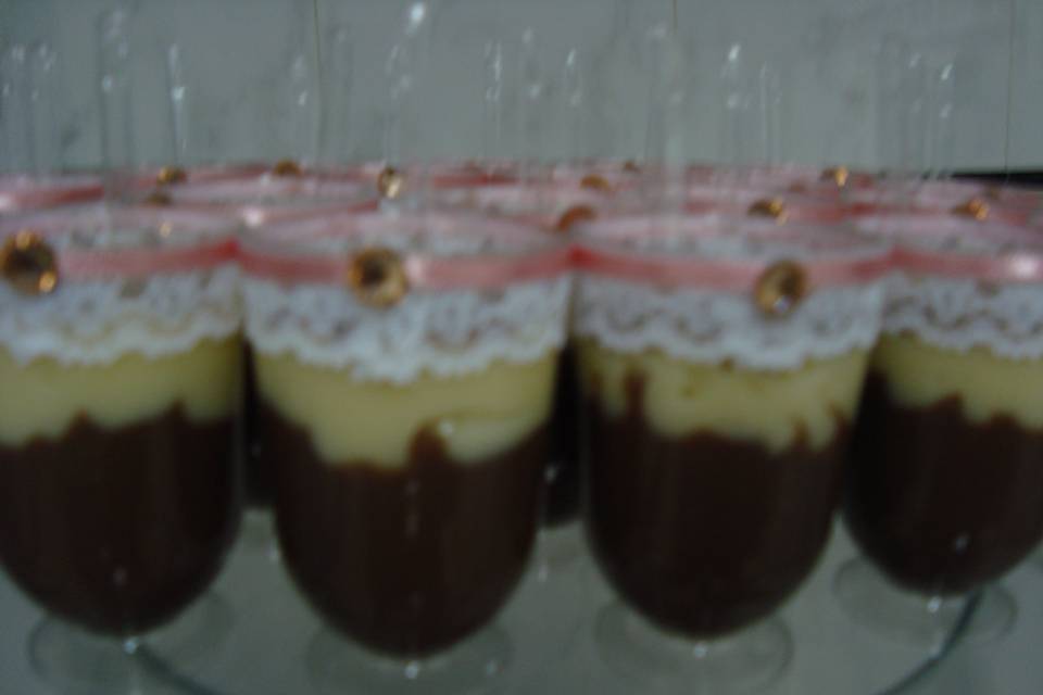 Brigadeiro de colher casadinho