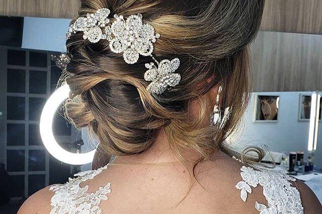 Arranjo de cabelo