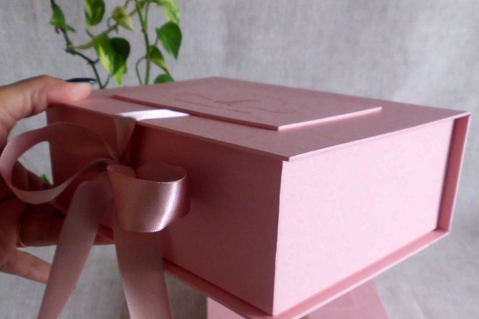 Caixa cartonada rose