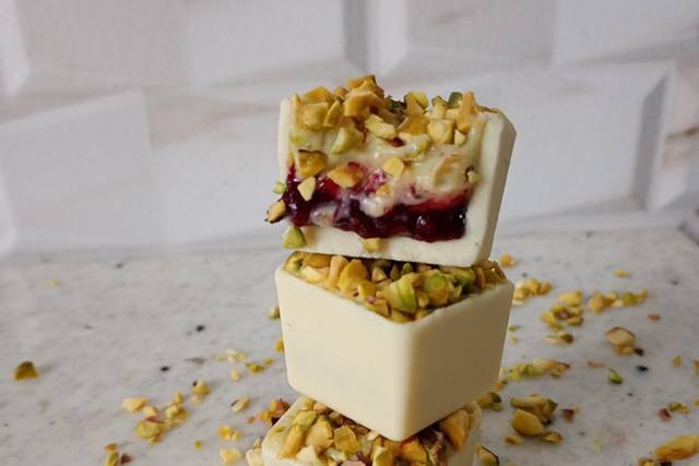 Pistache com frutas vermelhas