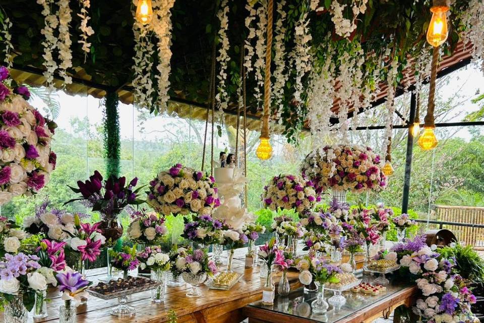 Mesa romântica de sítio