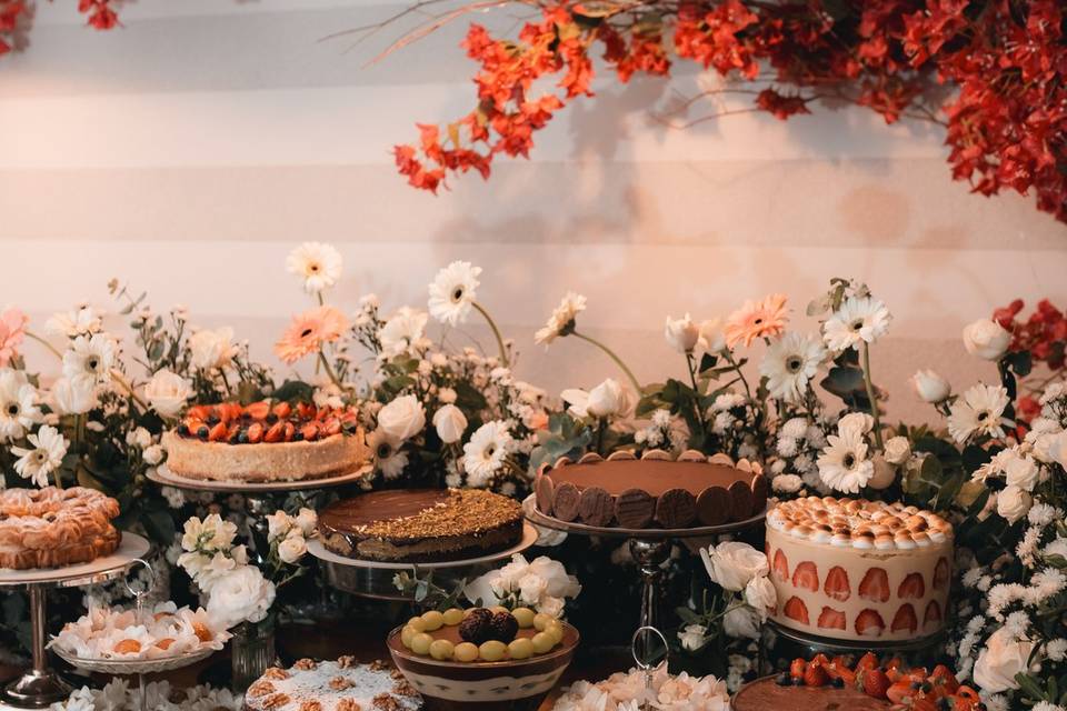 Nupot Cakes