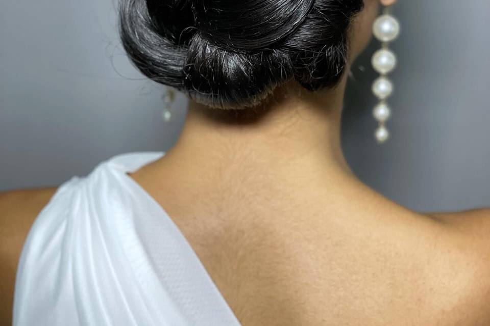 Penteado coque baixo