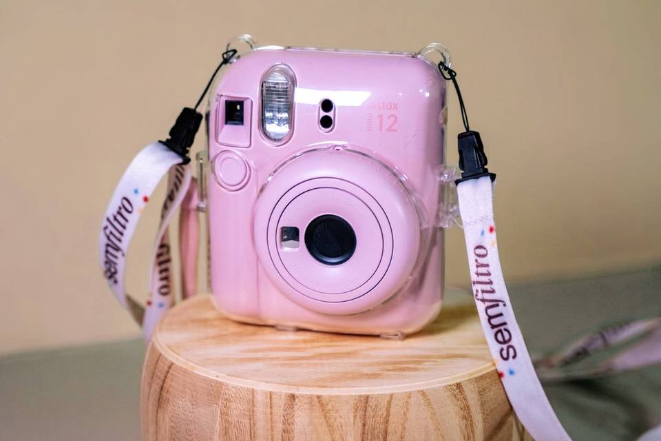 Câmera instax rosa