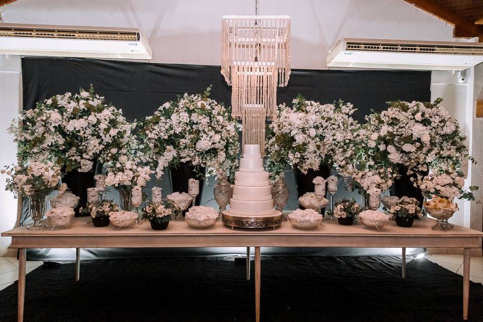 Mesa de doces contemporânea