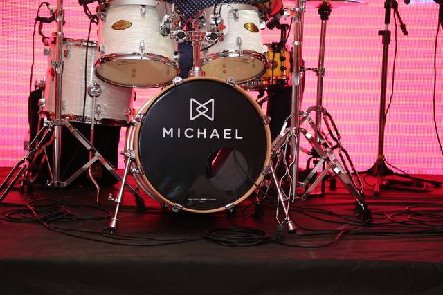 Equipamentos Musicais