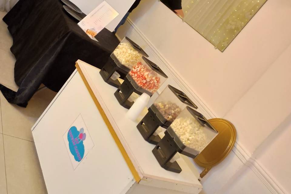 Casamento com Crepe e Pipoca