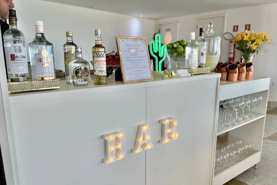 Divino's Drinks Bar