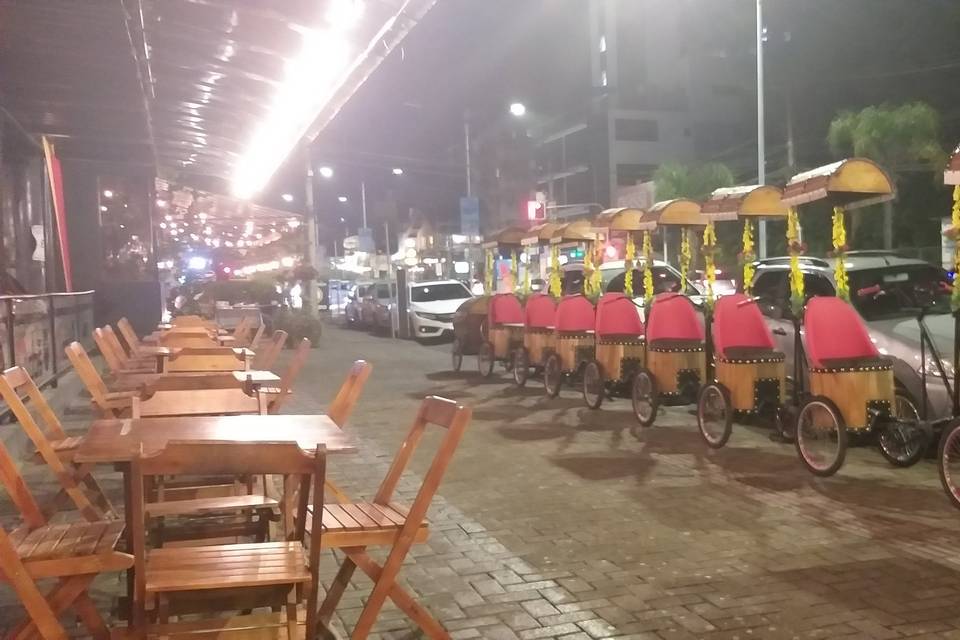 Exposição em casa de show