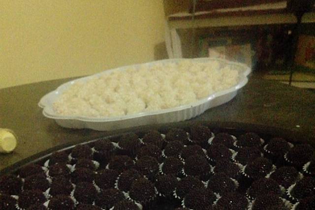 Doces variados