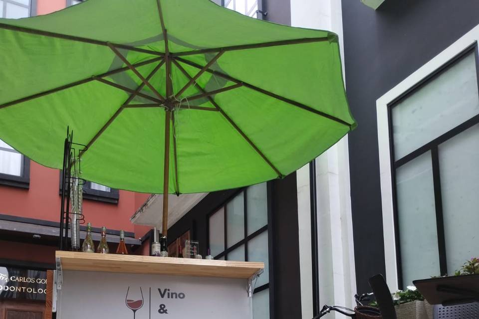 Vino & Basta