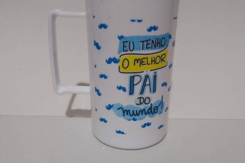 Caneca de acrílico