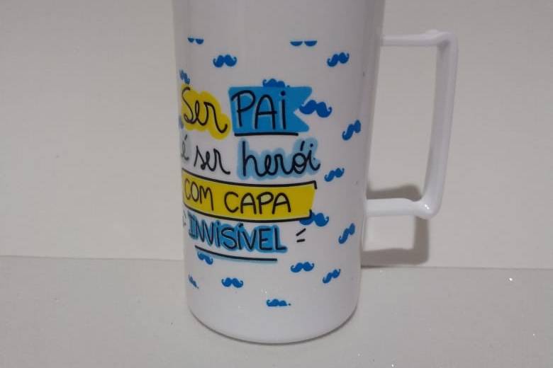 Caneca de acrílico