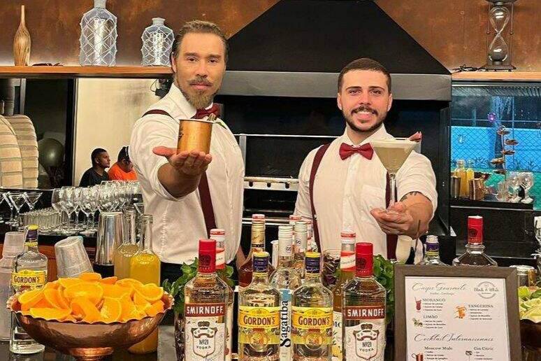 Black & White Bartenders