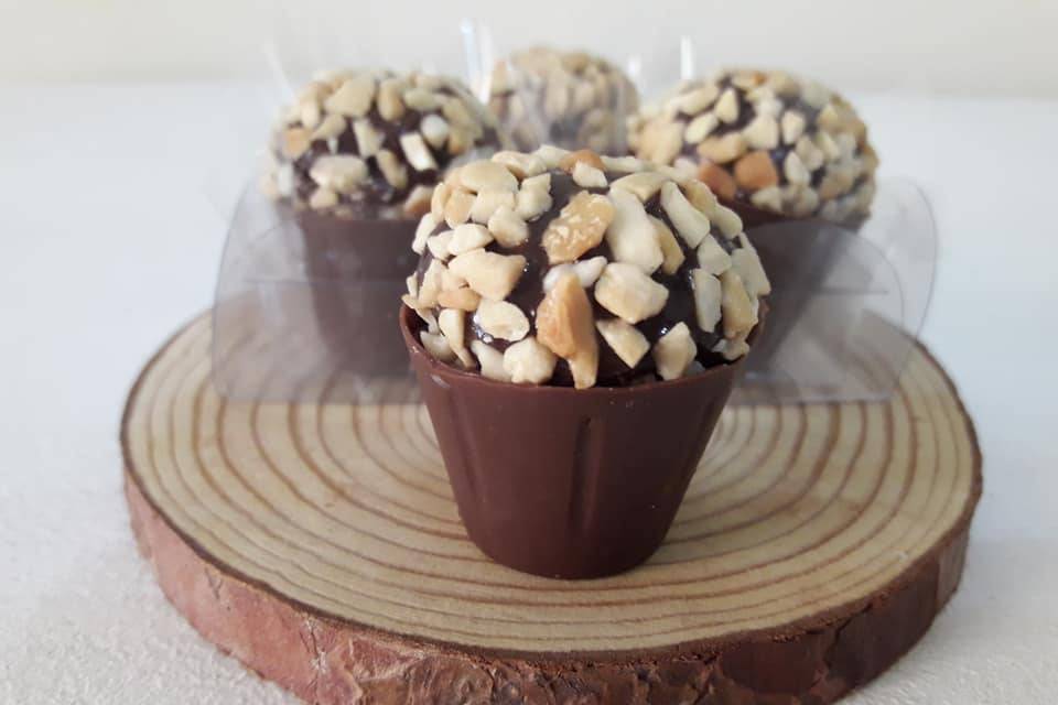 Copinho com brigadeiro