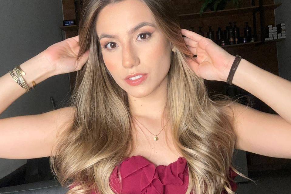 Escova ondulada+ make
