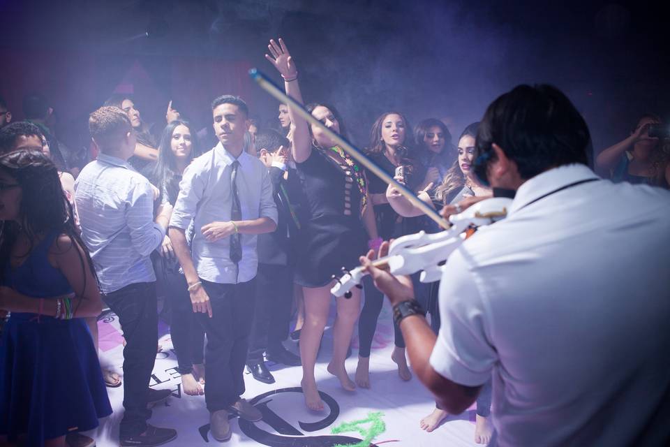 Sua festa vira uma balada