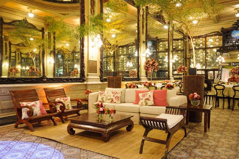 Lounge.