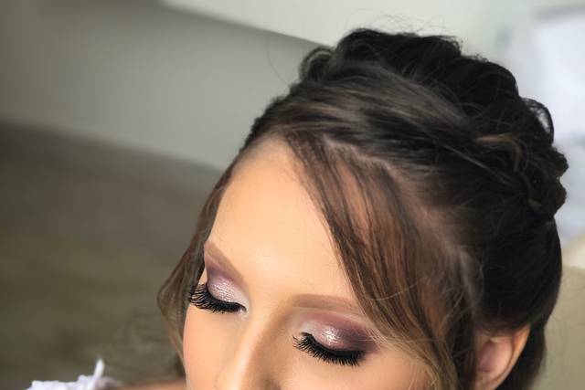 Studio Amanda Alves Hair e Mak