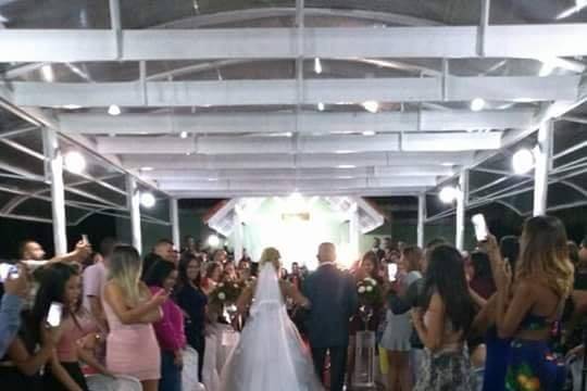 Que a felicidade acompanhe