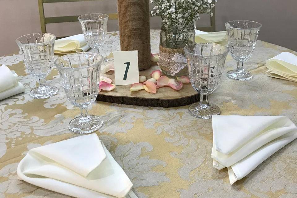 Arranjos mesa dos convidados