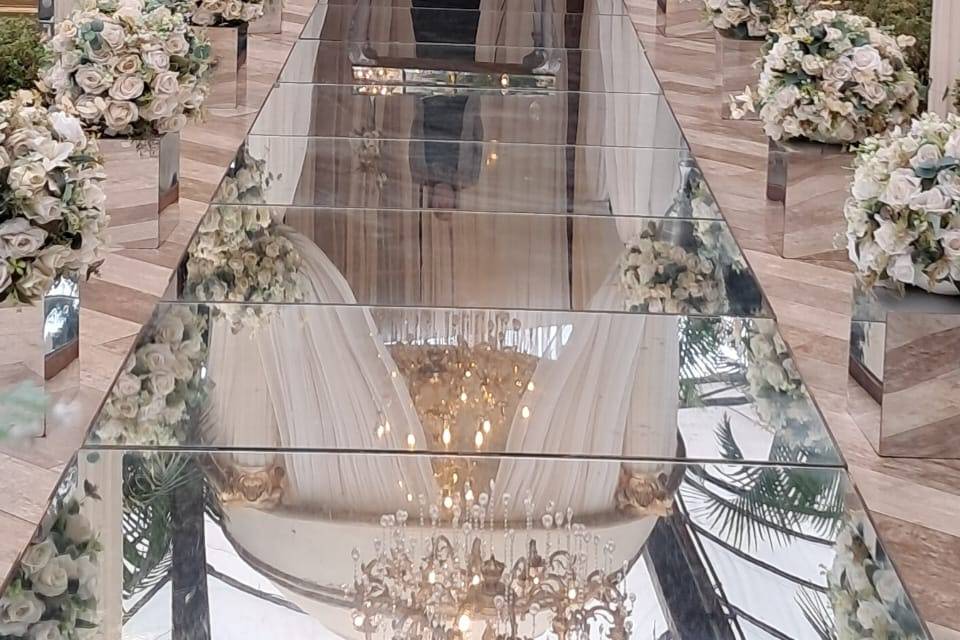 .....Aguardando os noivos