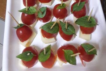 Petit caprese