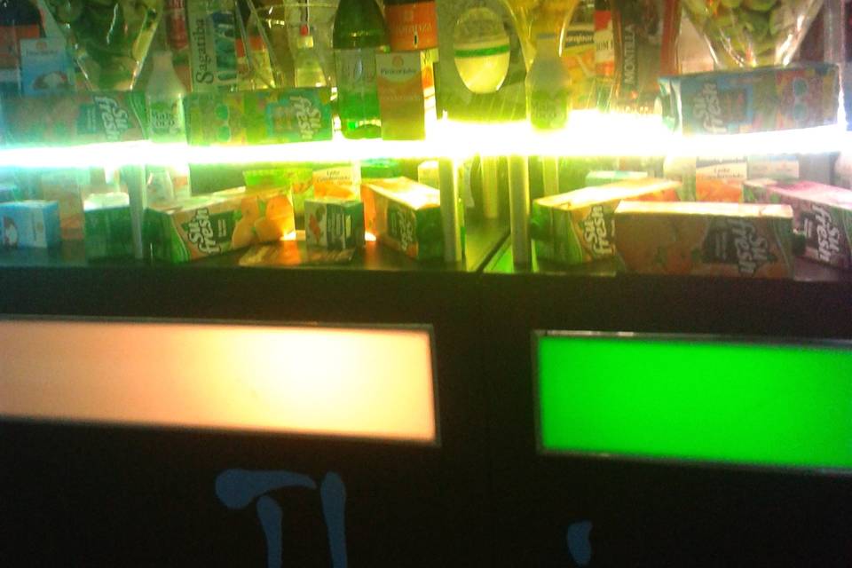 Bar iluminado