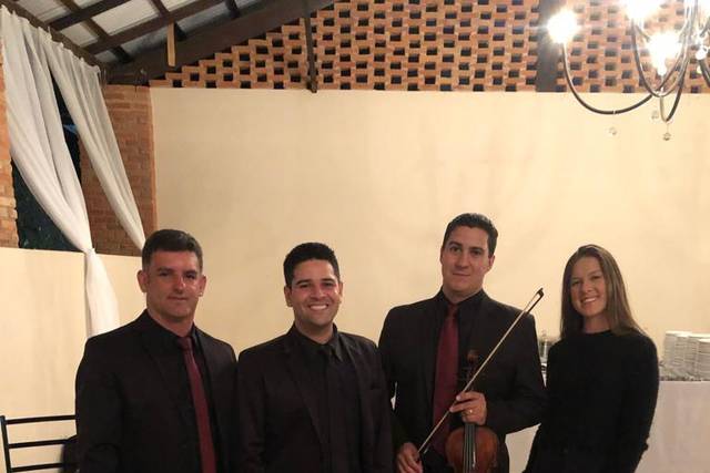 Piano violino e voz