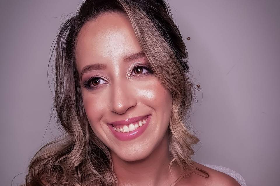 Fernanda Barreto - Beauty Artist