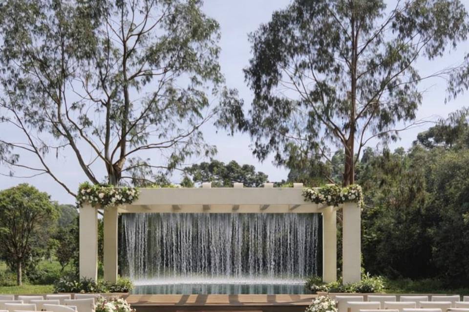 Ar livre com cascata