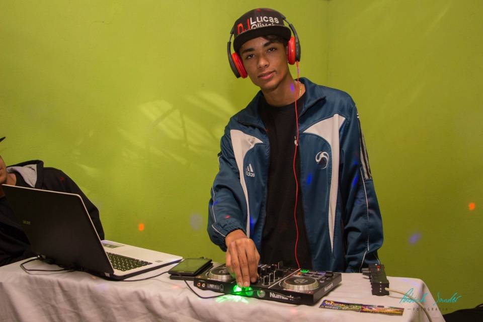 DJ Lucas Oliveira