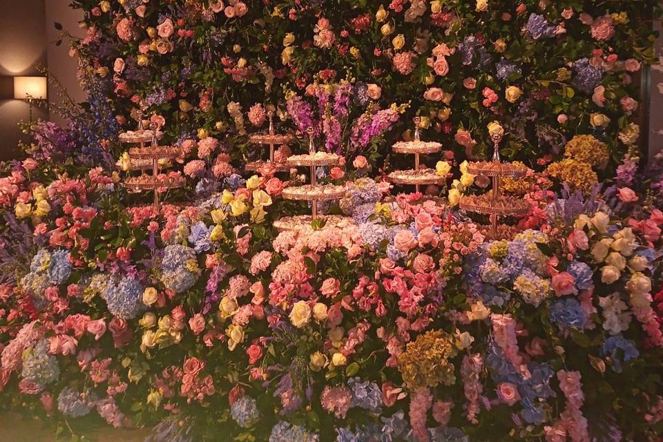 Mesa de bolo só de flores