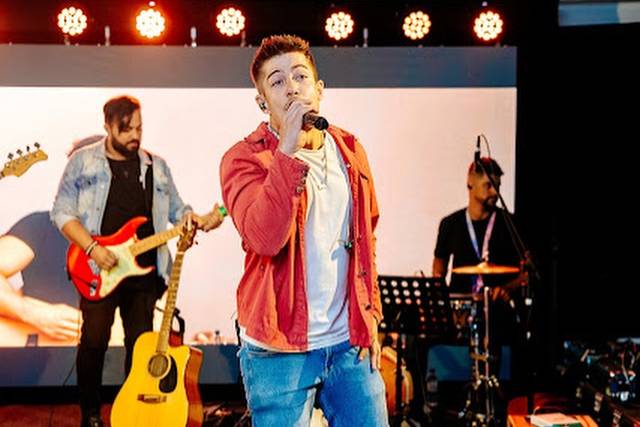 Gustavo Silveira cantor e compositor