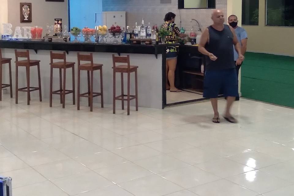 Bar na área interna